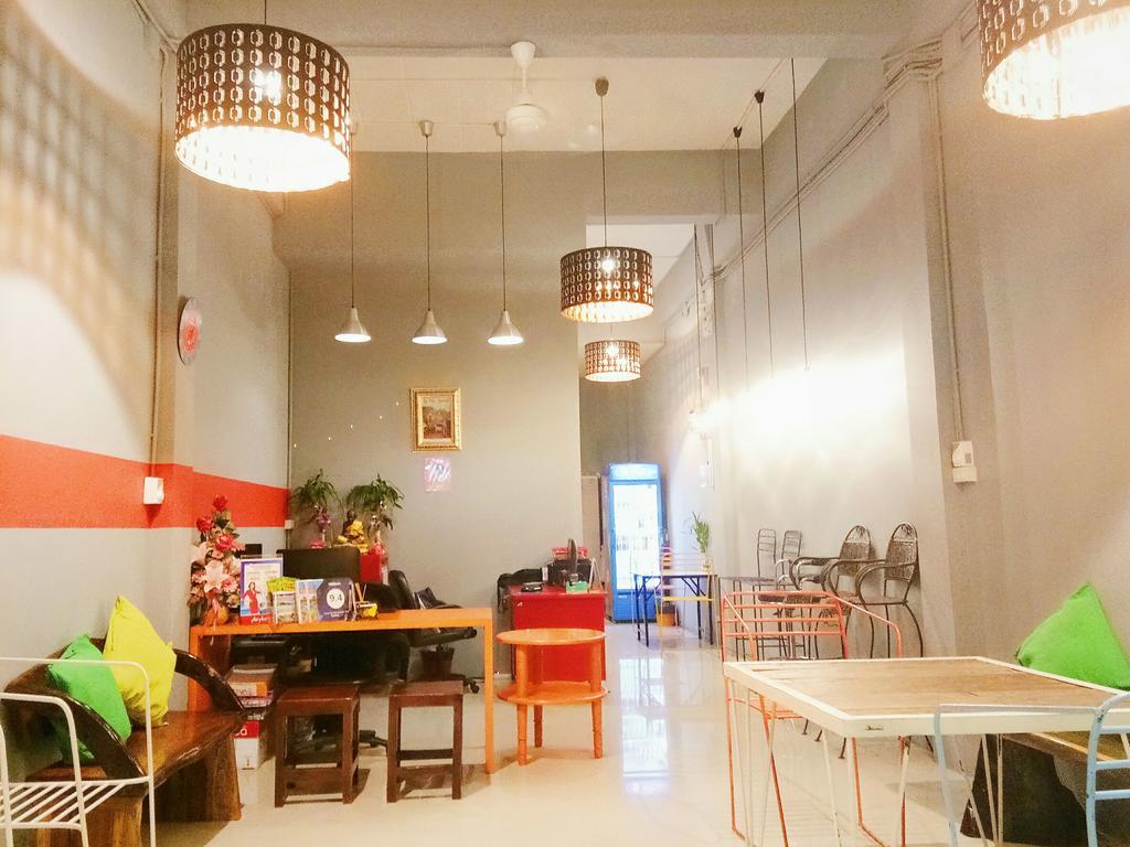 108Beds Hostel Си Рача Екстериор снимка