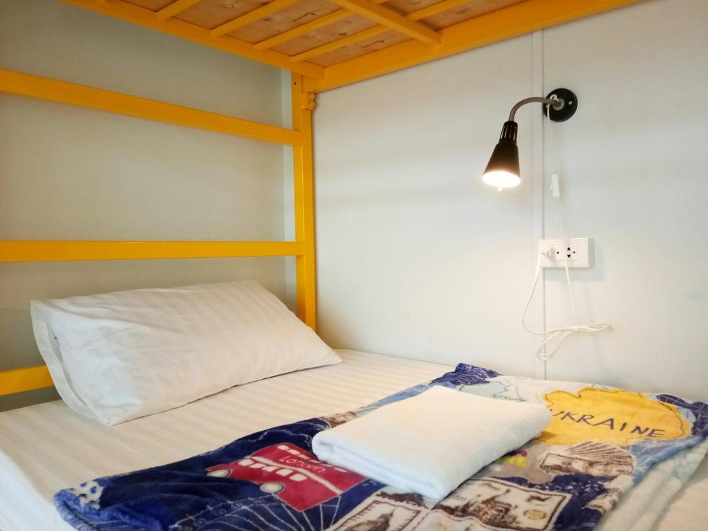 108Beds Hostel Си Рача Екстериор снимка